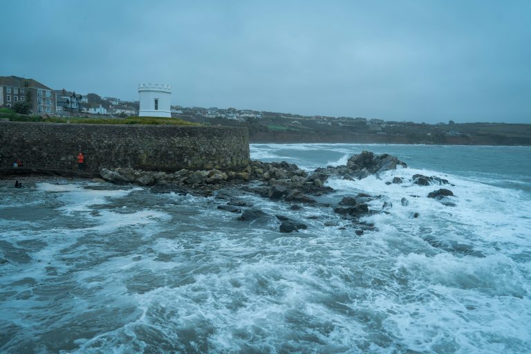 Rare red weather warning in Cornwall as Storm Goretti brings 100mph winds