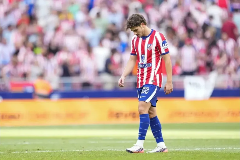 Hostility in Madrid: Julián Álvarez Faces Uncertain Future as Arsenal Prepare £128m Lifeline