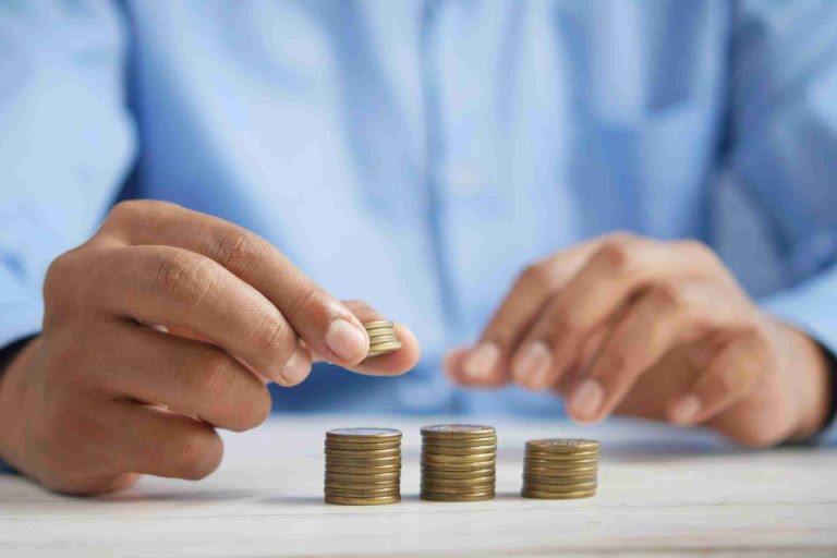 Trillion dollar treasury move a warning light for investors: deVere CEO