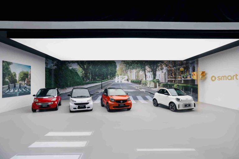World Premiere Reveals New smart #2 as Reinvention of the Urban Two-Seater