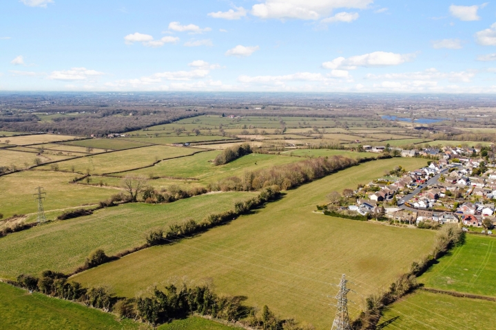 88013_South-Pavenhill-Farm-8-Land-in-Purton-acquired-by-Lovell-scaled.jpg