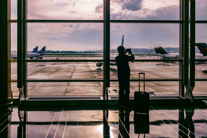 Luxonomy-airport-scaled-1.jpg