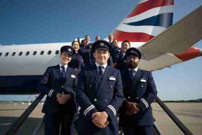 group-euroflyer-pilots-cabin-crew-gatwick-03_9245a_thumb_2.jpg